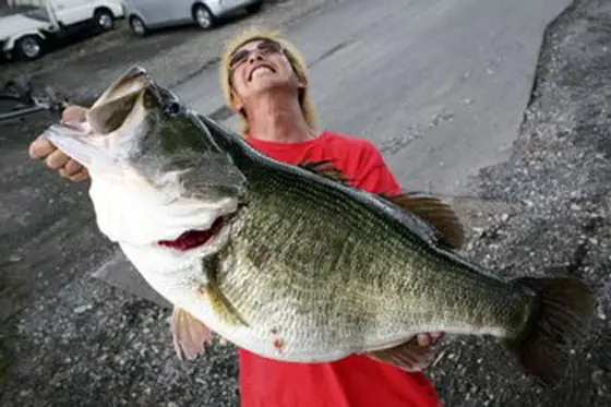 Bass record Largest Japan