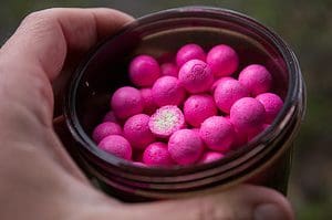 pink fluoro boilies