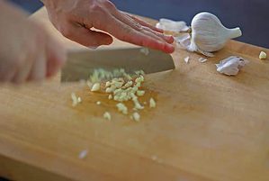 finely chopped garlic